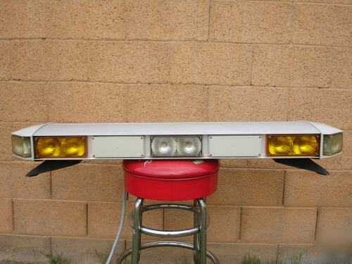 Tomar heliobe lightbar tow/police/emergency light bar